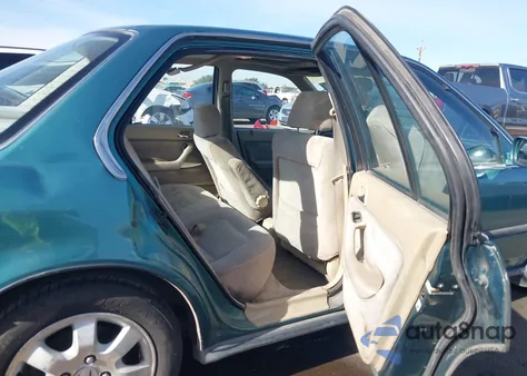 1992 Honda Accord Ex/Ex-R from USA, damaged, VIN JHMCB7677NC033618